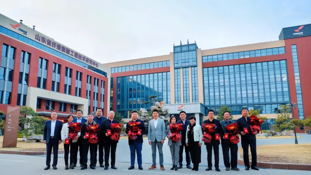 岁月如歌 一路芳华 | 华亿线上平台(集团)官方网站集团举办员工奉献奖颁奖典礼