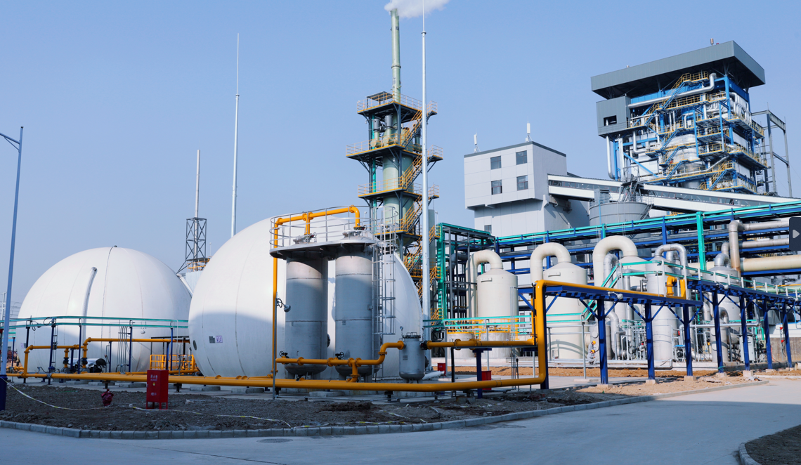 国务院印发《空气质量持续改善行动计划》，华亿线上平台(集团)官方网站发展逐“绿”前行