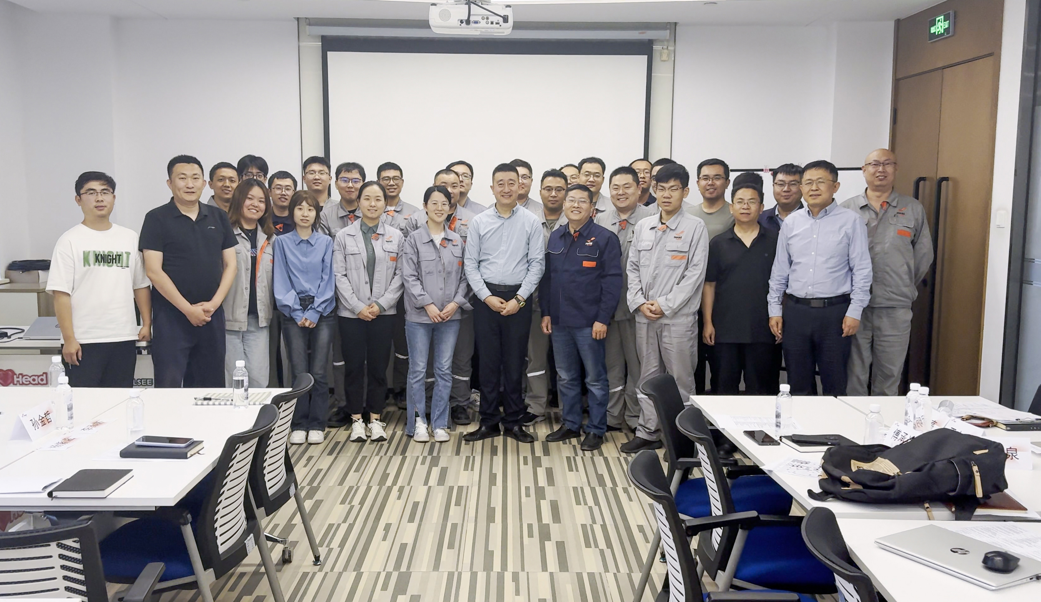 创新思维赋能未来 | 2025年工程师俱乐部启动会暨首场《创新思维：TRIZ》培训圆满收官！